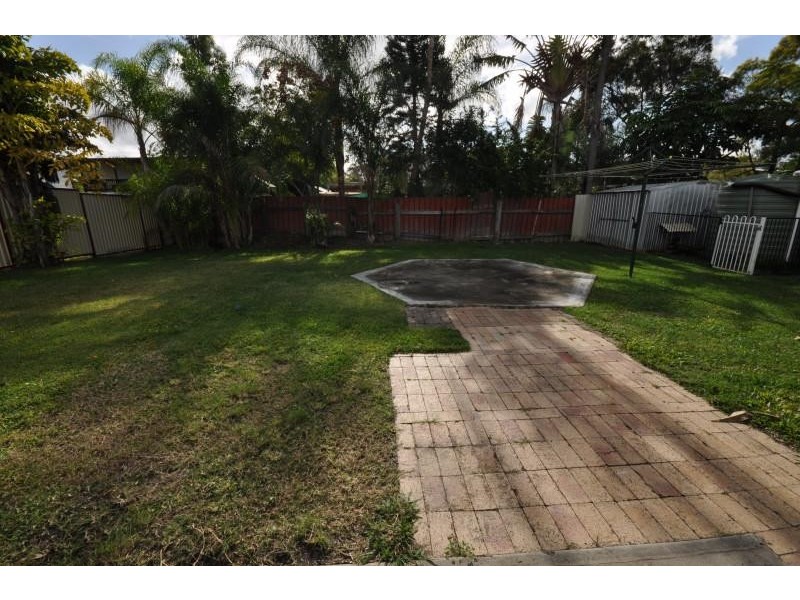 11 Ashvale  Street, Kingston QLD 4114
