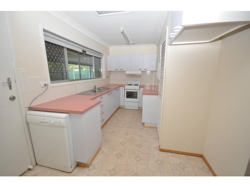 8 Redwood Street KINGSTON 4114, Kingston QLD 4114