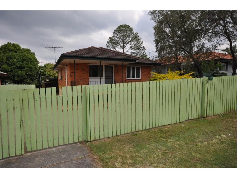 9 Paterson Street, Woodridge QLD 4114