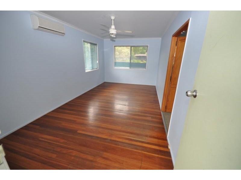 12 Ewinga  Street KINGSTON 4114, Kingston QLD 4114