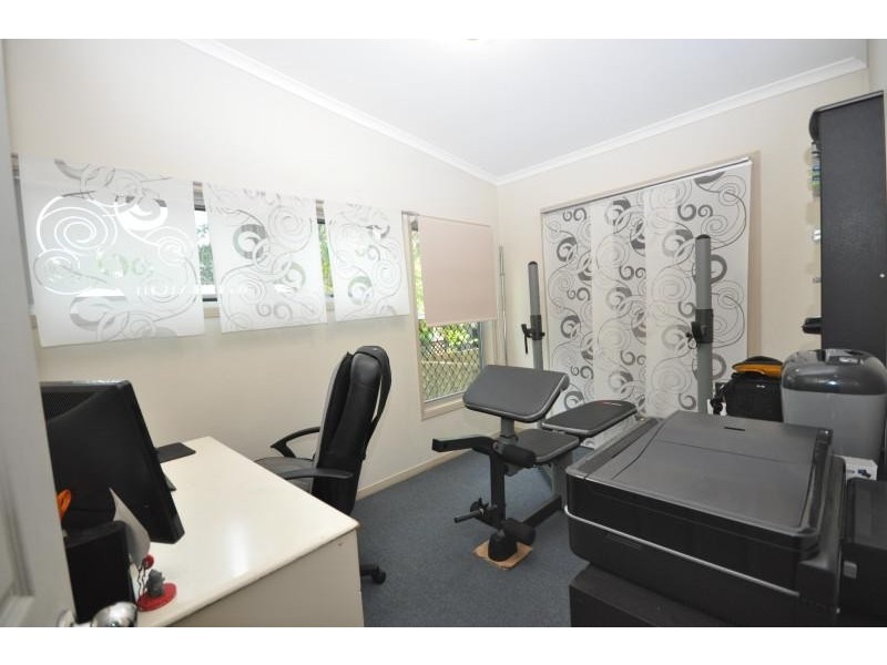 143 Smith Road, Woodridge QLD 4114