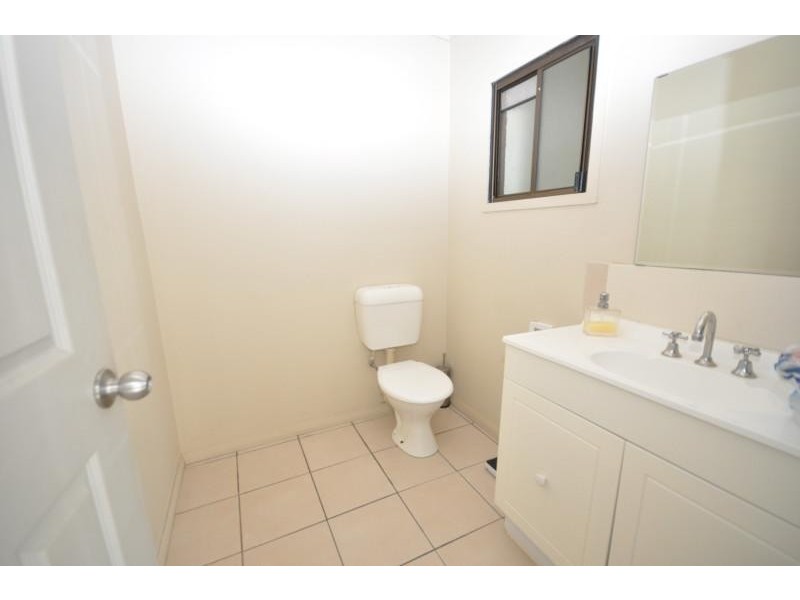 143 Smith Road, Woodridge QLD 4114