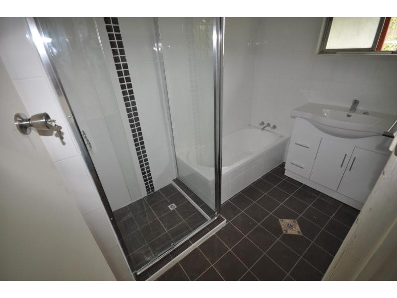 56 Mayes  Avenue, Kingston QLD 4114
