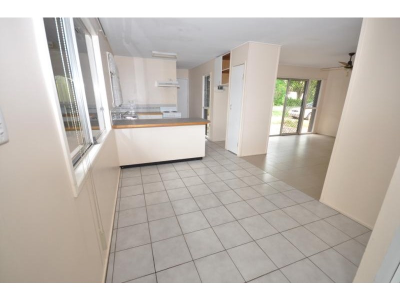 13 Leonard Street KINGSTON 4114, Kingston QLD 4114