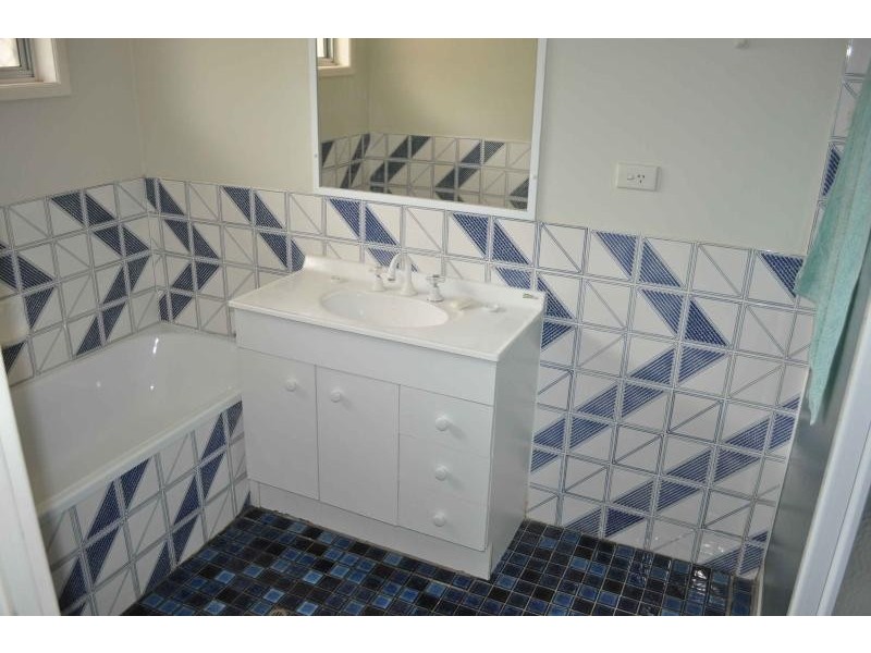 2 Sapium Street KINGSTON 4114, Kingston QLD 4114