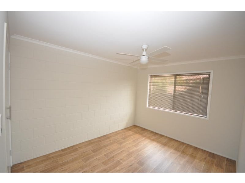 2/44 Defiance Road, Woodridge QLD 4114