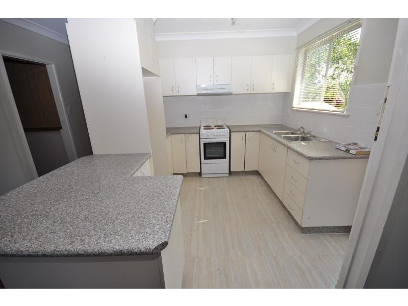 8 Woonga Street, Woodridge QLD 4114