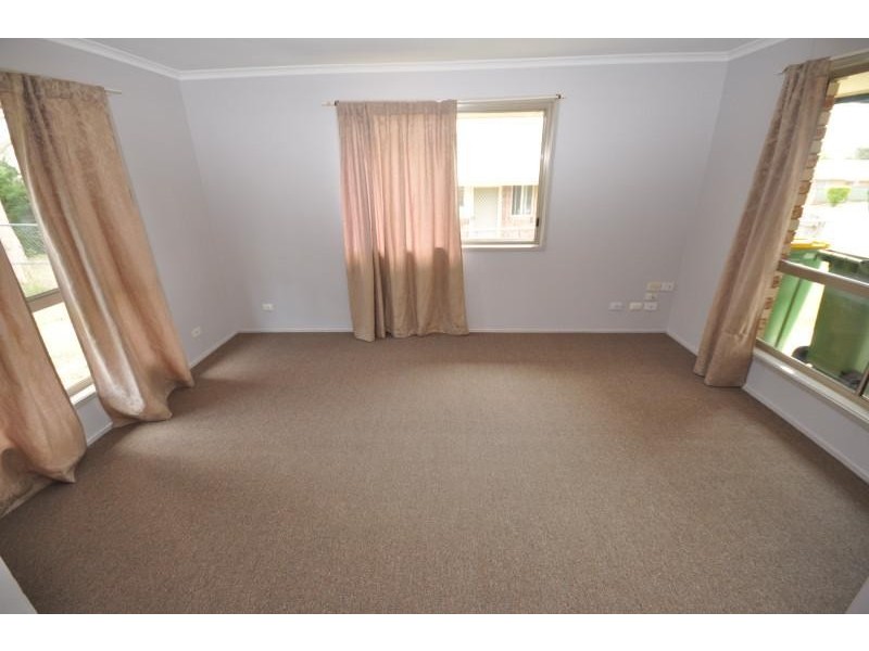 73 Barossa Street KINGSTON 4114, Kingston QLD 4114