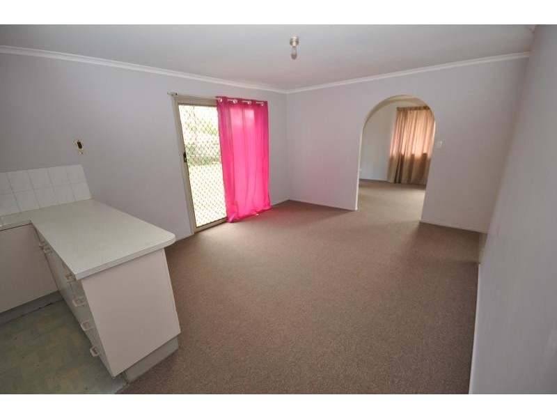 73 Barossa Street KINGSTON 4114, Kingston QLD 4114