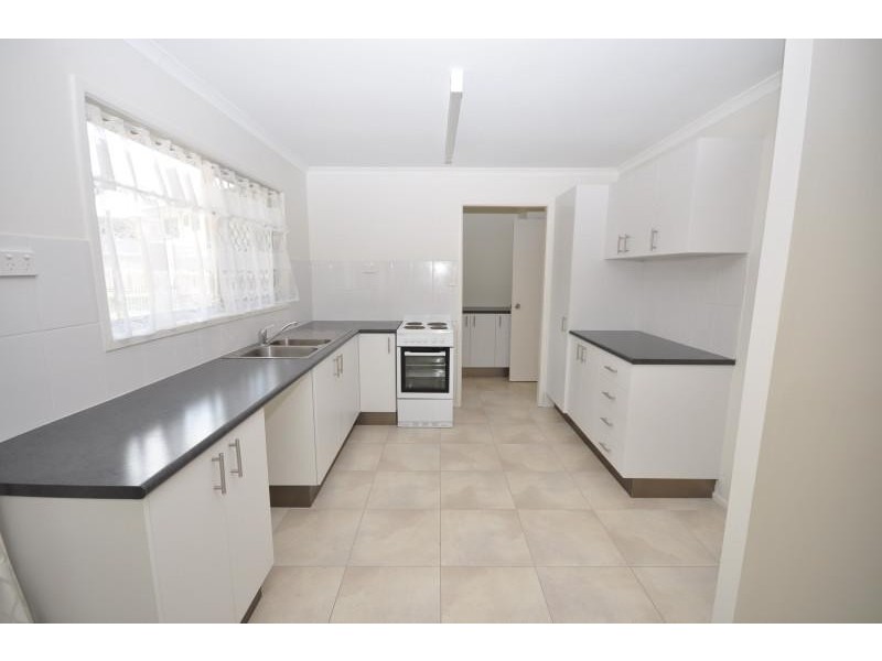 21 Lyngrove Street, Kingston QLD 4114