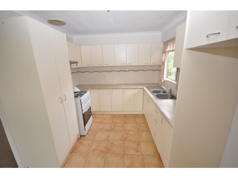 18 Muller Street, Woodridge QLD 4114