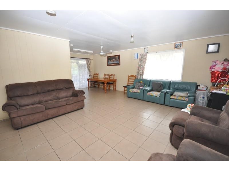 19 Fairdale  Street, Woodridge QLD 4114