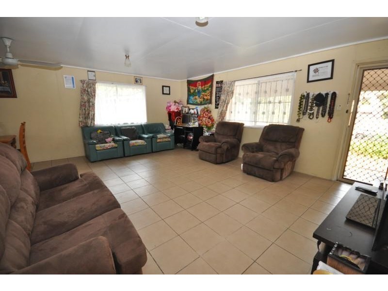 19 Fairdale  Street, Woodridge QLD 4114