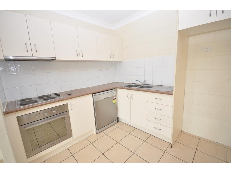 2/71 Ellen Street, Logan Central QLD 4114