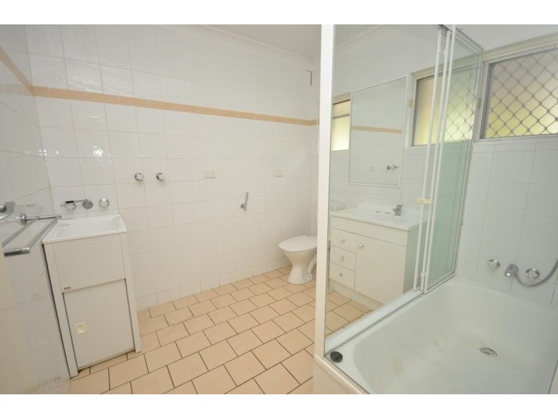 2/71 Ellen Street, Logan Central QLD 4114