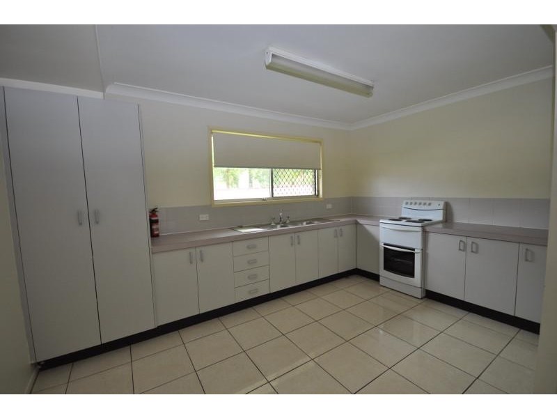 6 Macbeth Street, Kingston QLD 4114