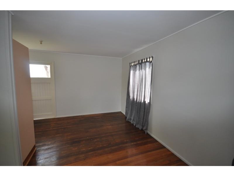 80 Smith Road, Woodridge QLD 4114