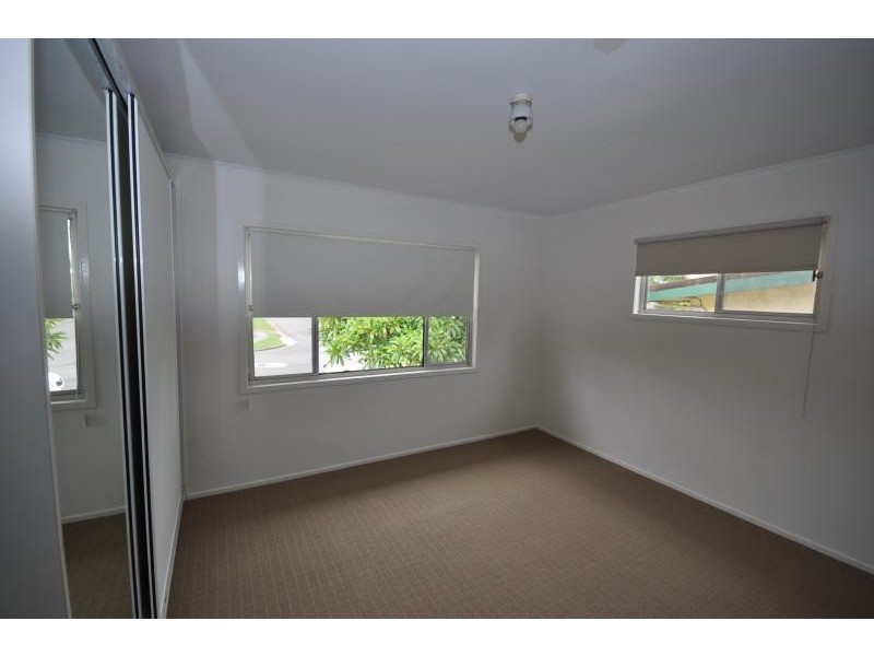 7 Garden Avenue, Woodridge QLD 4114