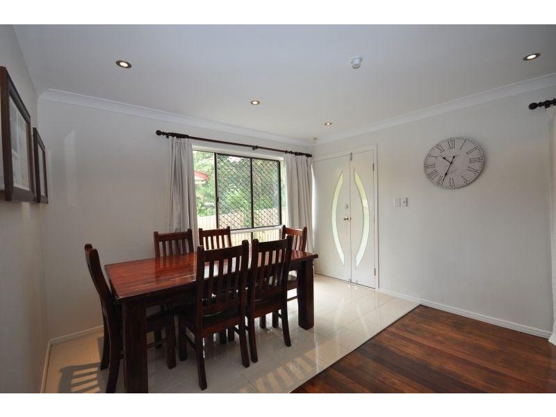 27 Patricia Avenue, Woodridge QLD 4114