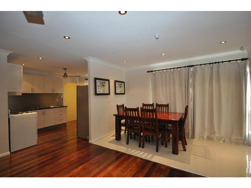 27 Patricia Avenue, Woodridge QLD 4114