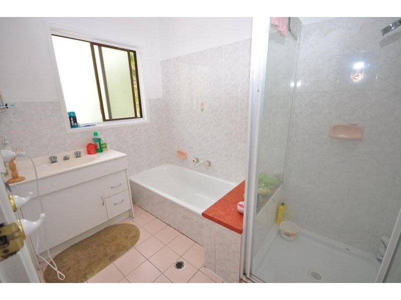 4/24 Ariel Avenue, Kingston QLD 4114