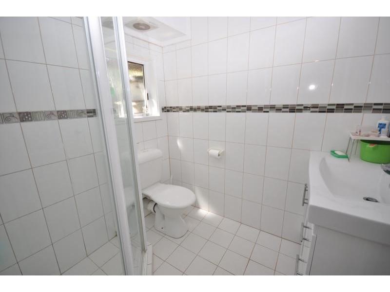 4/24 Ariel Avenue, Kingston QLD 4114