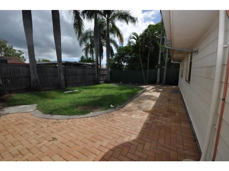 17 Duranta Court, Crestmead QLD 4132