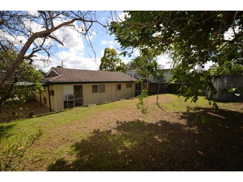 8 Ewinga  Street, Kingston QLD 4114