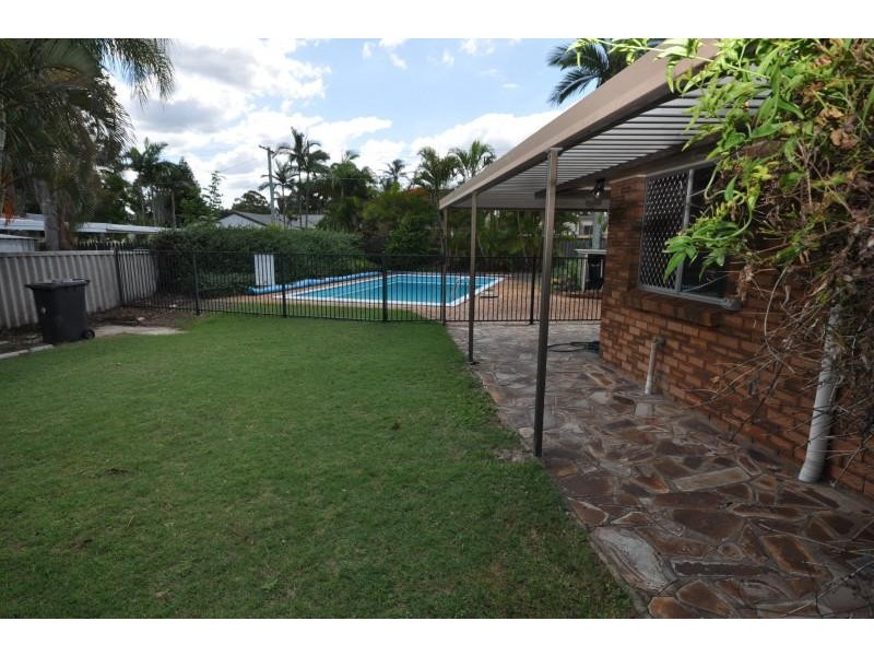 2 Flinders Street, Boronia Heights QLD 4124