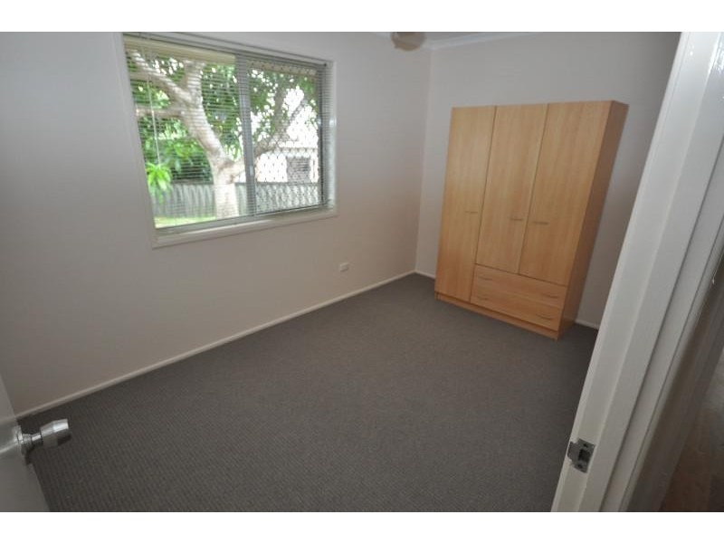 2 Flinders Street, Boronia Heights QLD 4124