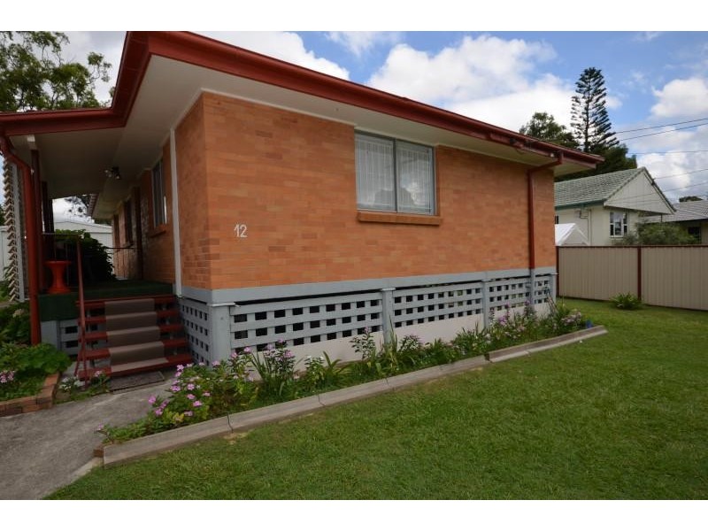 12 Cleopatra Street, Kingston QLD 4114