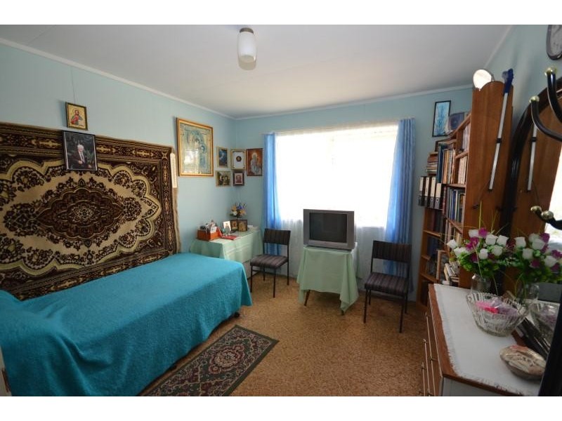 12 Cleopatra Street, Kingston QLD 4114