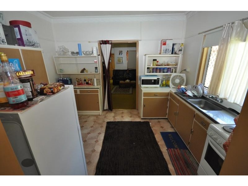 114 Railway  Parade, Woodridge QLD 4114