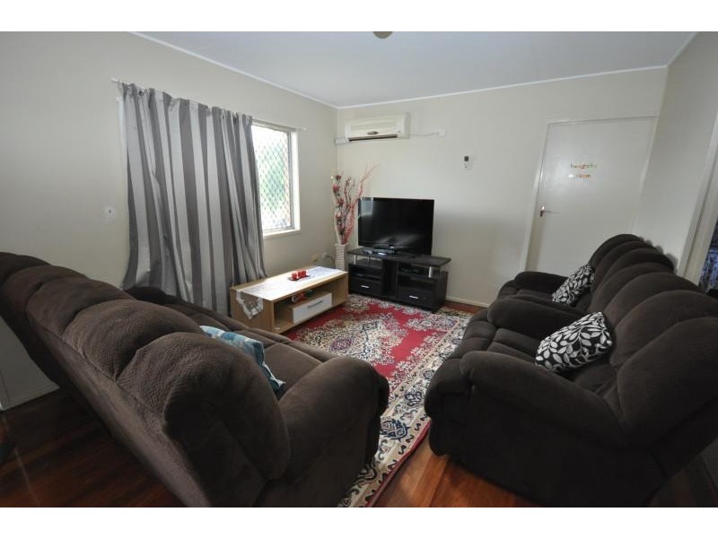 60 Ellen  Street, Kingston QLD 4114