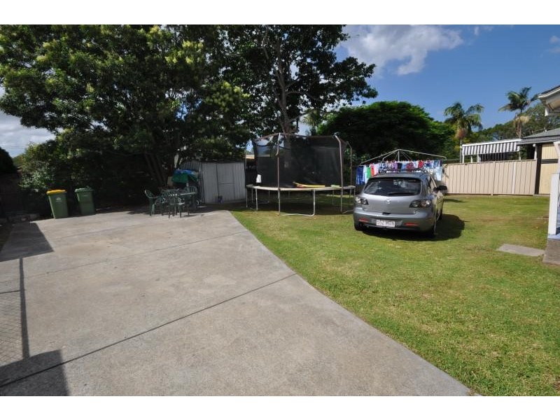 13 Hibiscus Street, Kingston QLD 4114