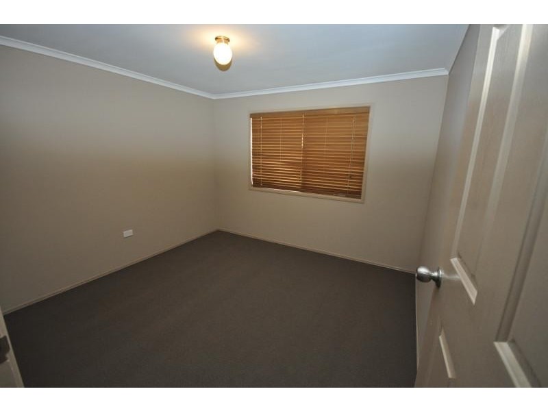 17 Bellatrix Drive, Kingston QLD 4114