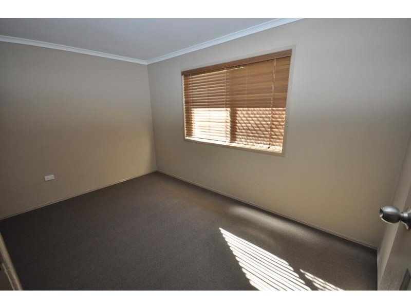 17 Bellatrix Drive, Kingston QLD 4114