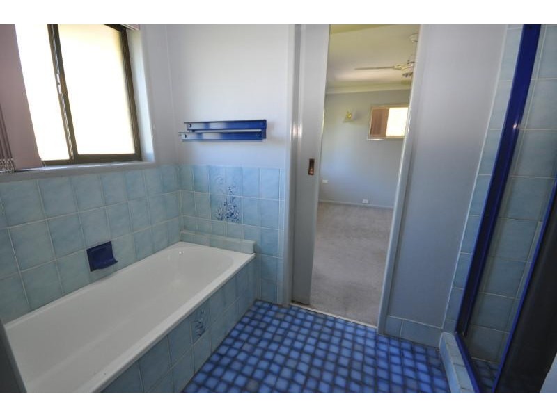 1 Evergreen Avenue, Loganlea QLD 4131