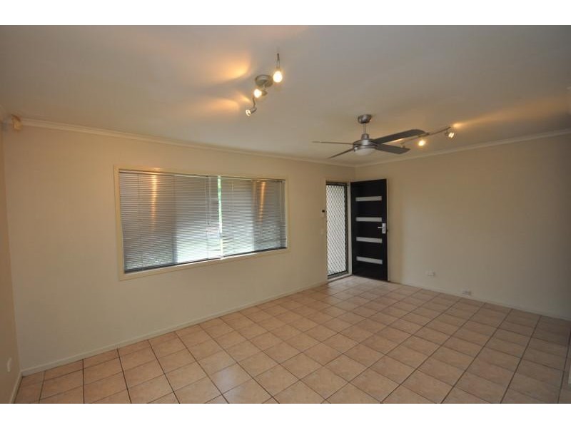 4 Wilde Street, Kingston QLD 4114