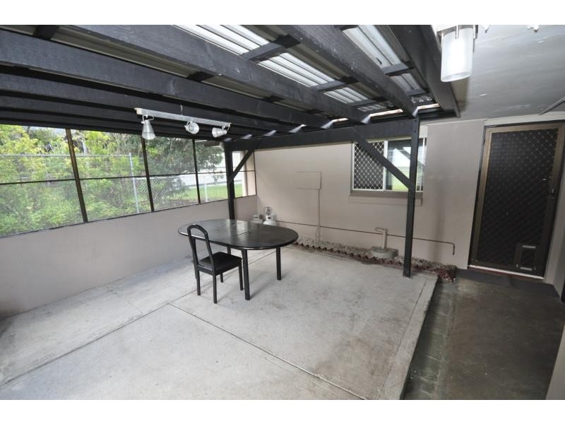 4 Wilde Street, Kingston QLD 4114