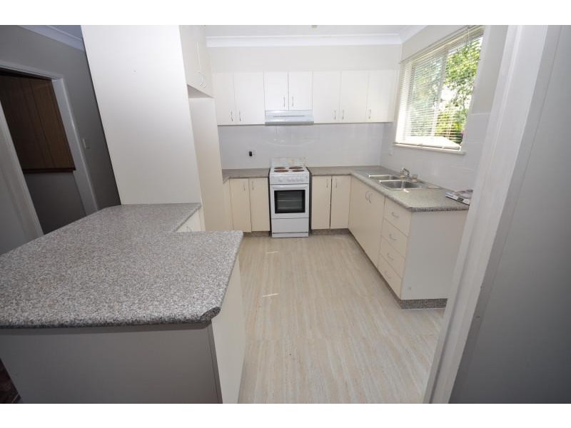 8 Woonga Street, Woodridge QLD 4114