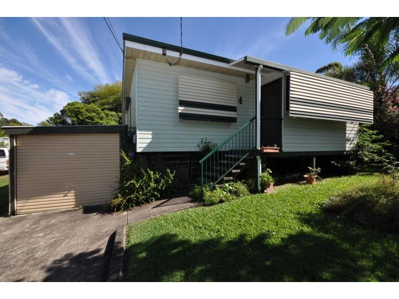 4 Woonga Street, Woodridge QLD 4114