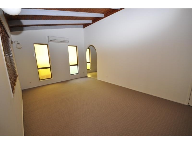 14 Tonya Court, Woodridge QLD 4114