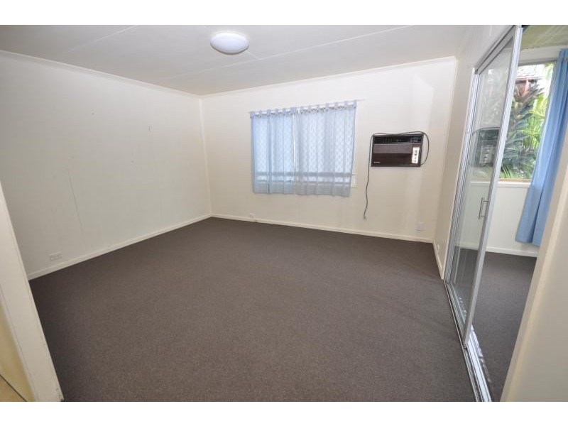 39 North Road, Woodridge QLD 4114