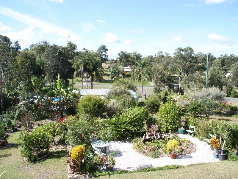 4 Farmborough Court SOUTHSIDE 4570, Southside QLD 4570