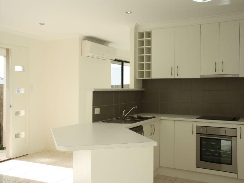 2 Suncrest Court SOUTHSIDE 4570, Southside QLD 4570