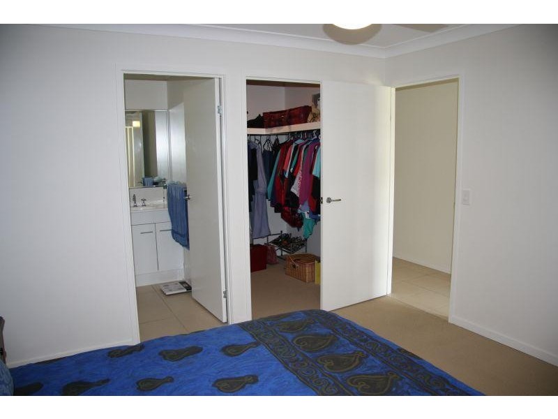 46 Bushland Drive SOUTHSIDE 4570, Southside QLD 4570