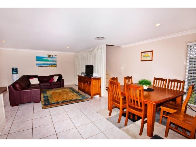 26 Westlake Court HELENSVALE 4212, Helensvale QLD 4212