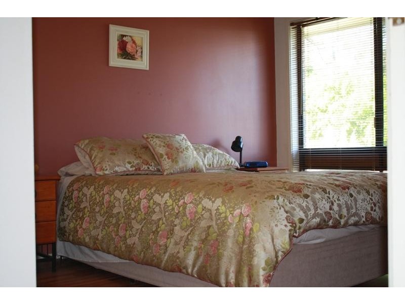10 Innes Avenue MOLENDINAR 4214, Molendinar QLD 4214