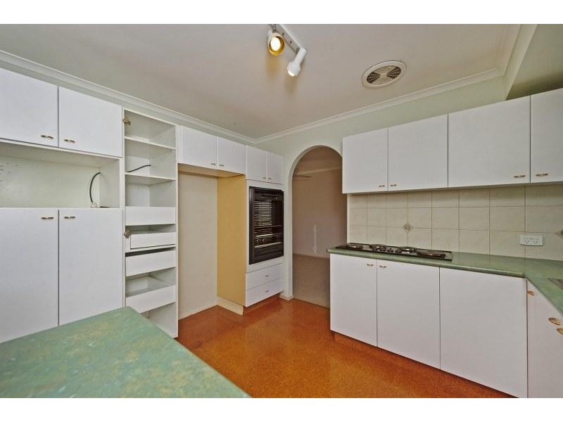 16 Cadell  Drive HELENSVALE 4212, Helensvale QLD 4212